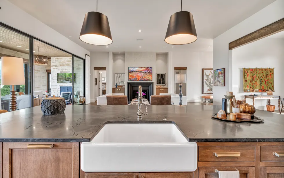 High-end Central Texas kitchen showing move-up and luxury home finishes