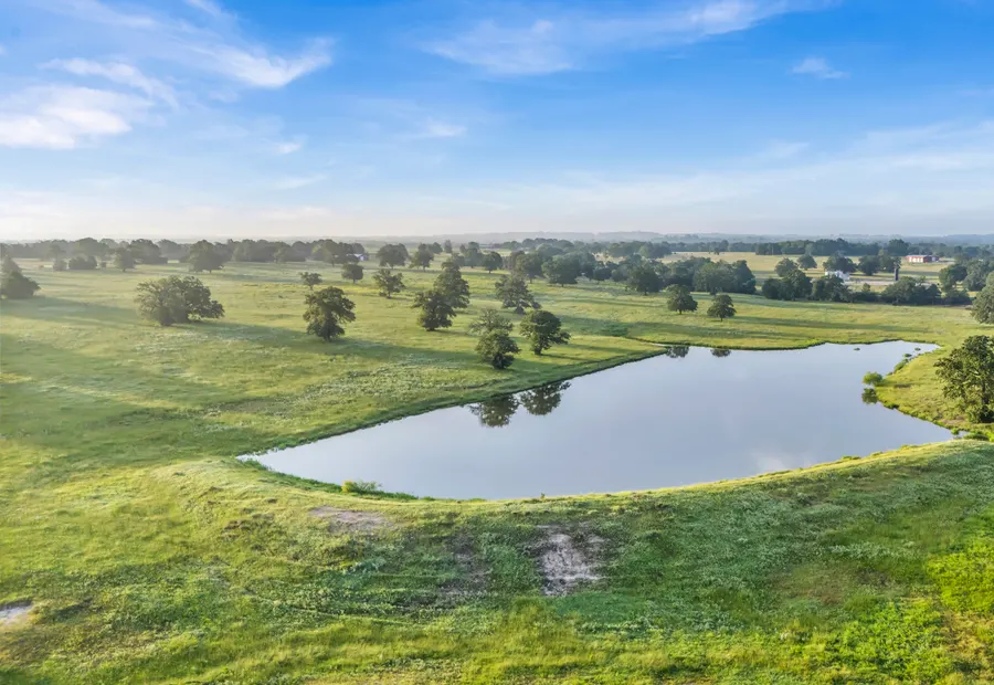 Open pasture and pond land near Florence in rural Williamson County