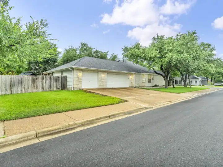 Corner-lot home at 812 Wagon Wheel Trail in Georgetown