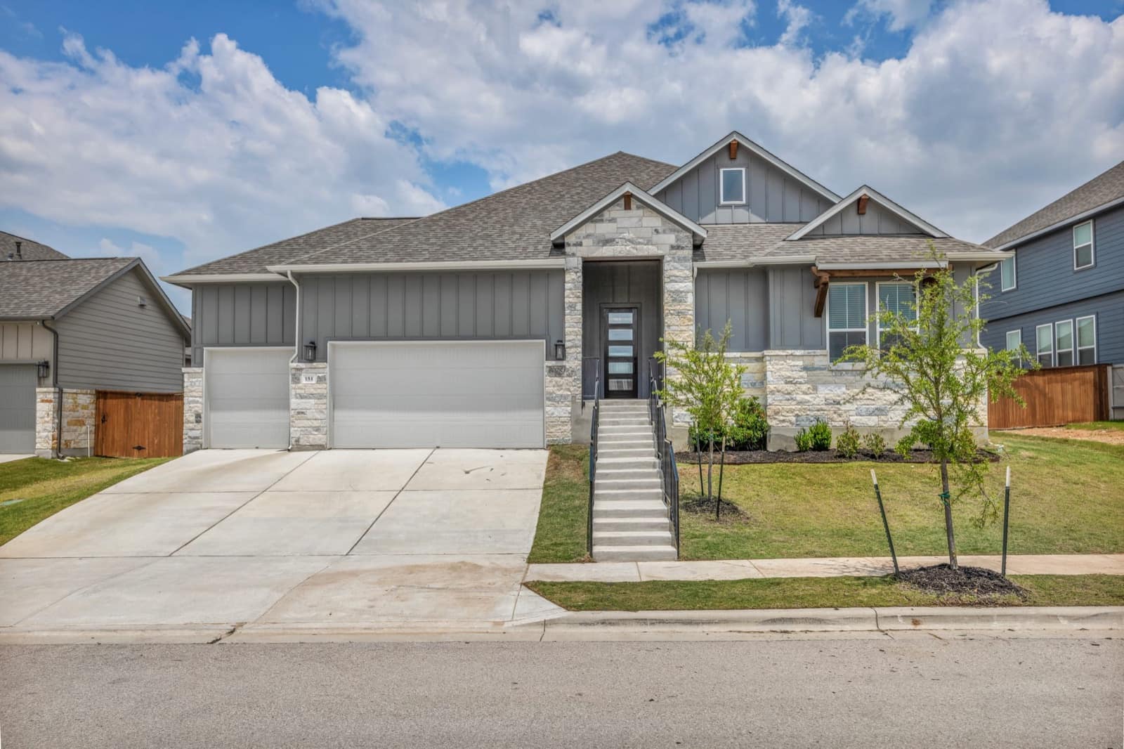 Newer Leander-area home in a planned residential community